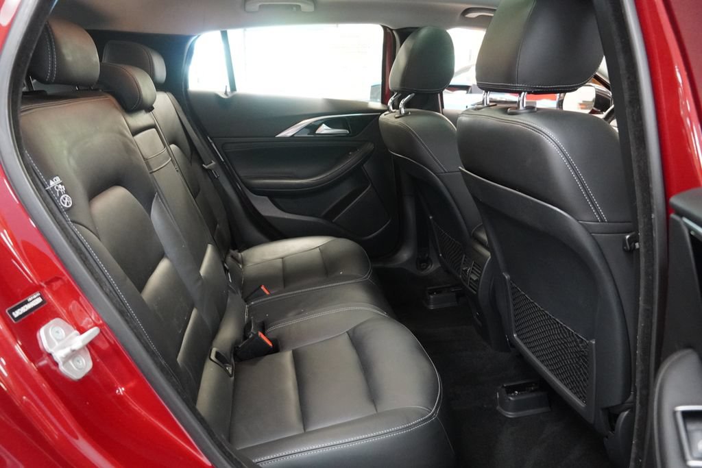 Used 2017 INFINITI QX30 Premium w/ Navigation Package AWD/4WD image 31