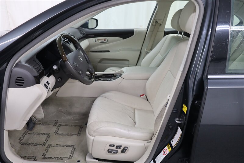 Used 2008 Lexus LS 460 RWD image 20