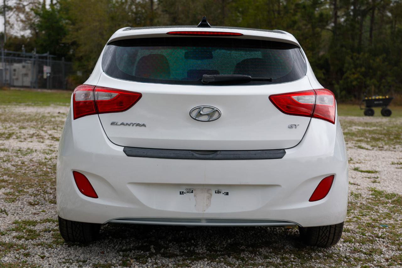 Used 2013 Hyundai Elantra GT w/ Style Pkg image 9