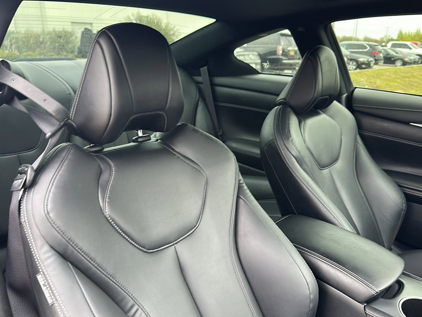 Used 2019 INFINITI Q60 3.0t Luxe w/ Essential Package image 20