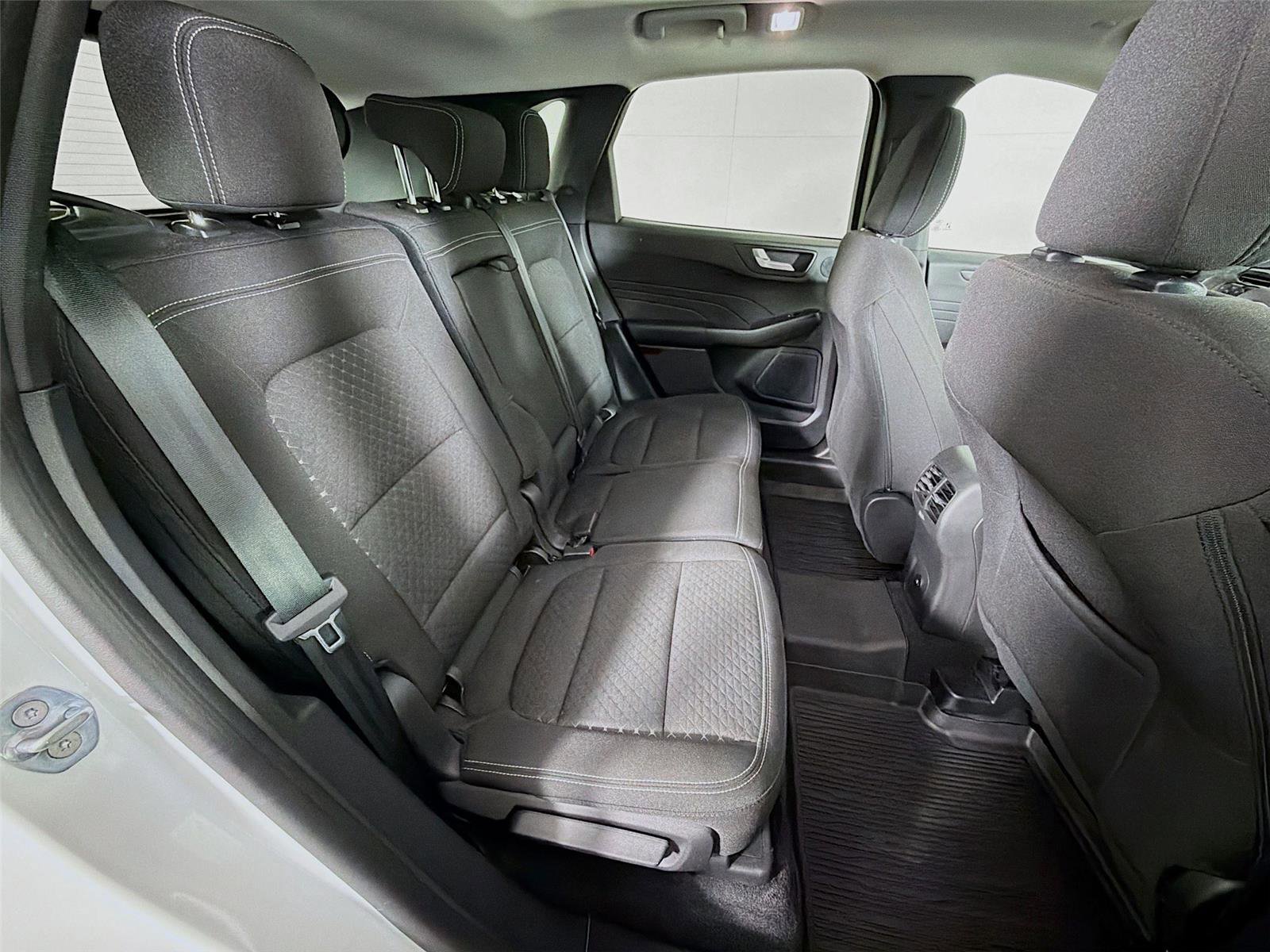 Used 2023 Ford Escape Active w/ Tech Pack #2 AWD/4WD image 29