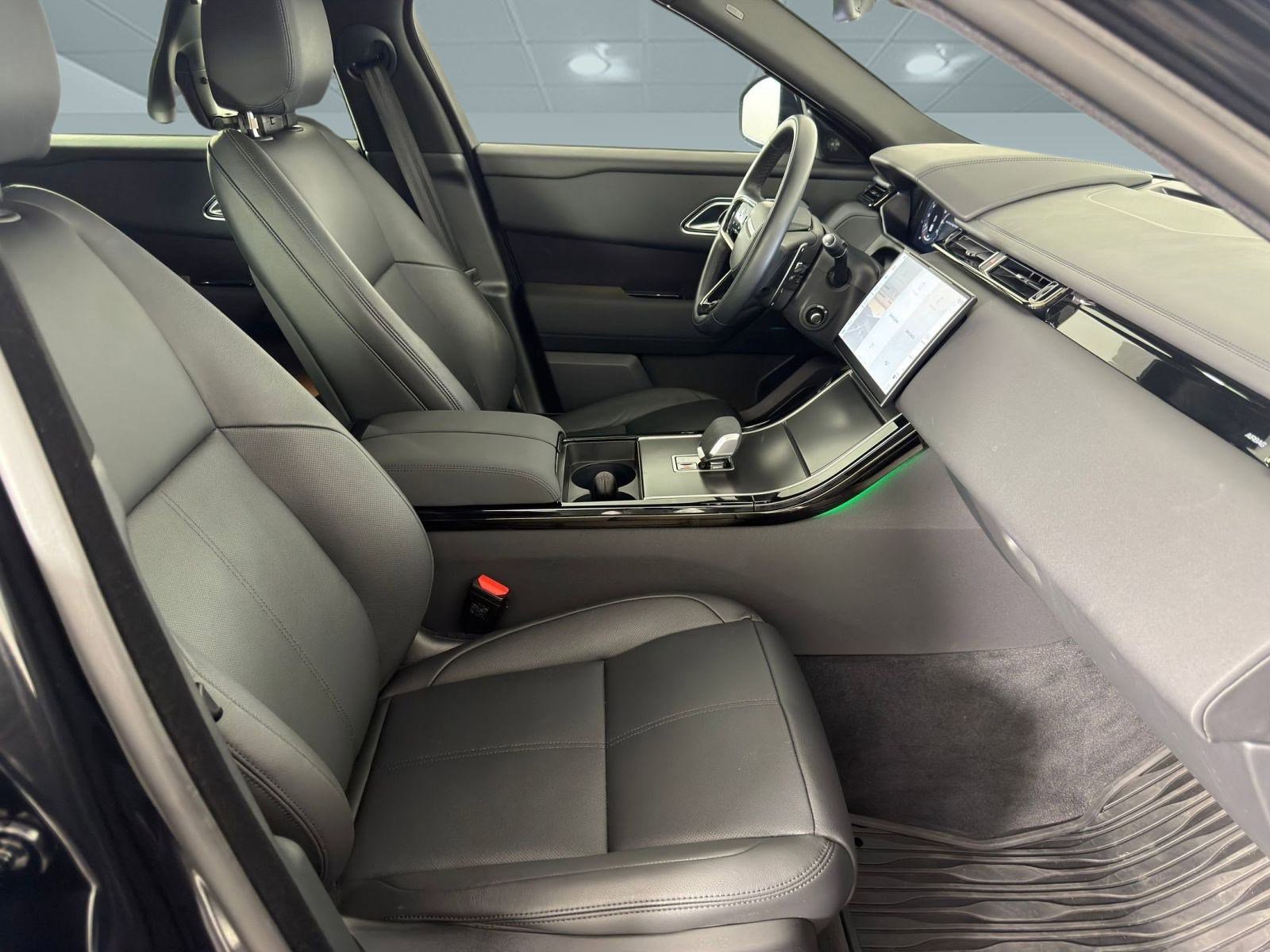Certified 2026 Land Rover Range Rover Velar Dynamic SE image 27