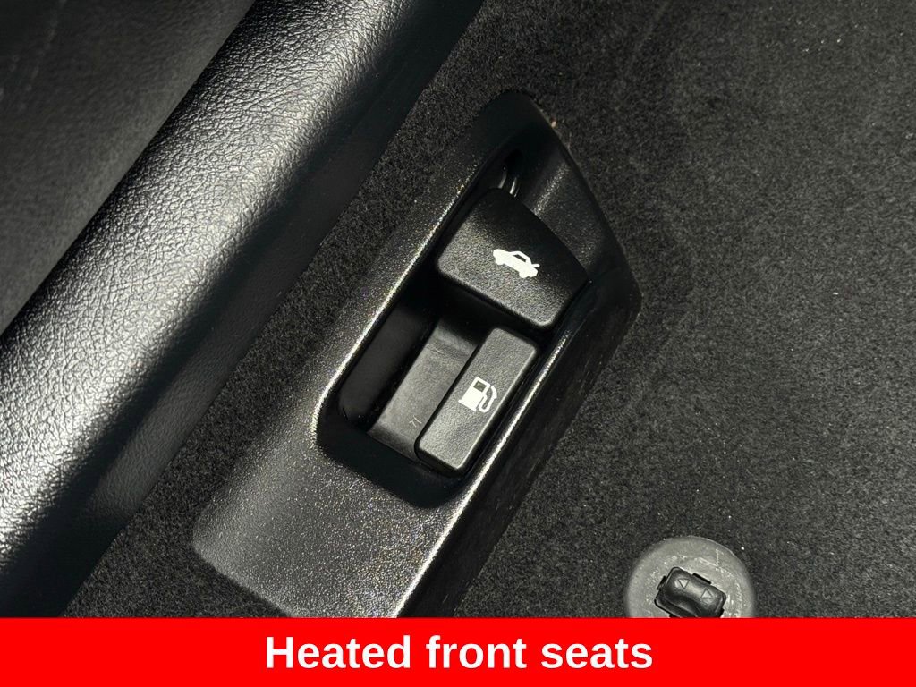 Used 2015 Toyota Camry XLE w/ Advanced Technology Package image 29