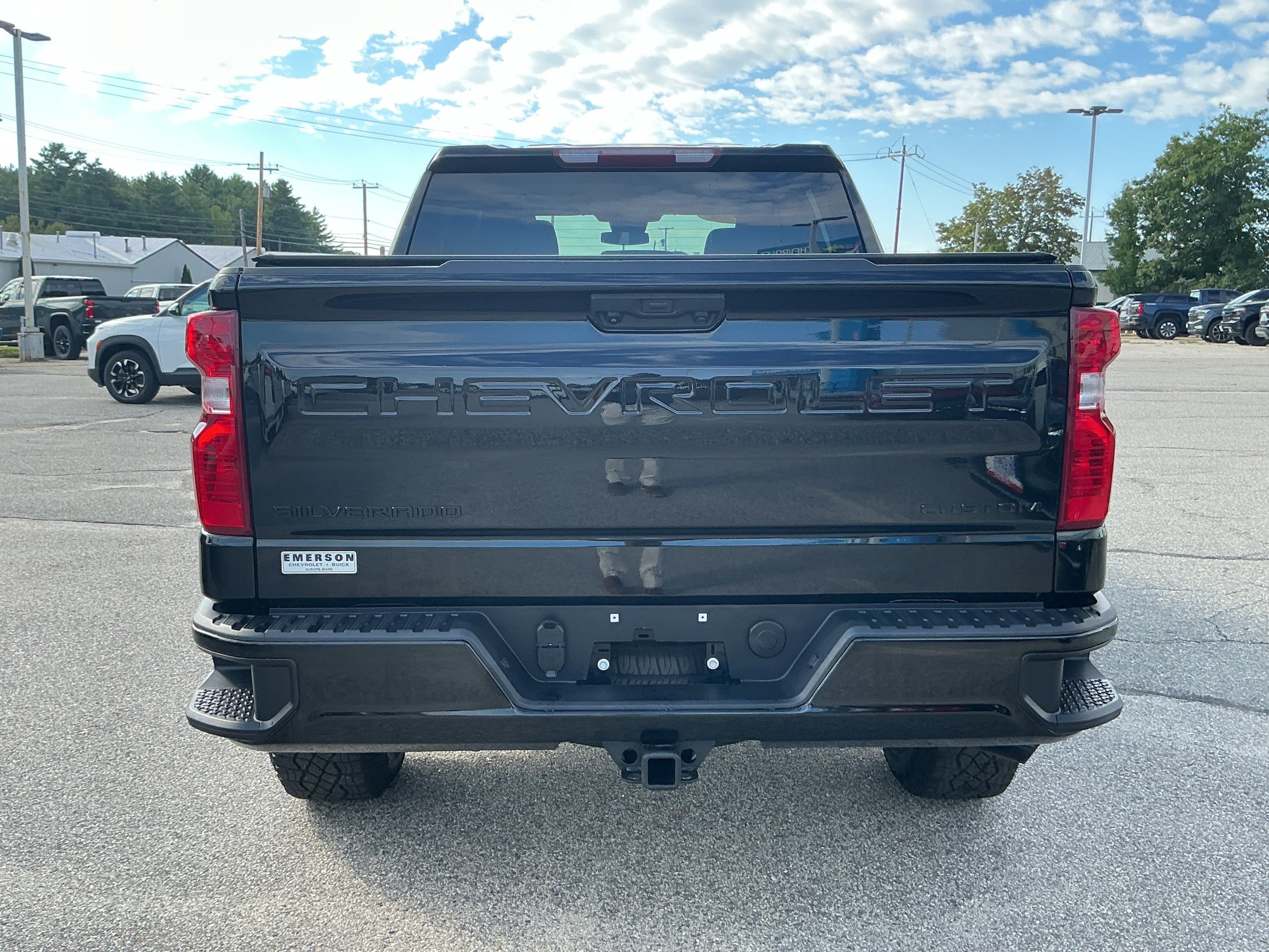 Certified 2024 Chevrolet Silverado 1500 Custom Trail Boss w/ Dark Appearance Package AWD/4WD image 5
