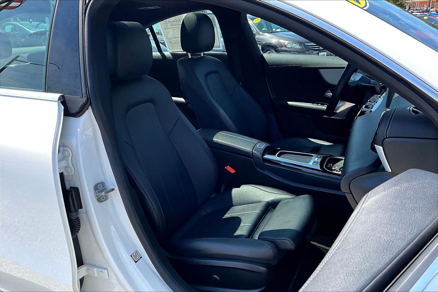 Used 2025 Mercedes-Benz CLA 250 4MATIC image 7