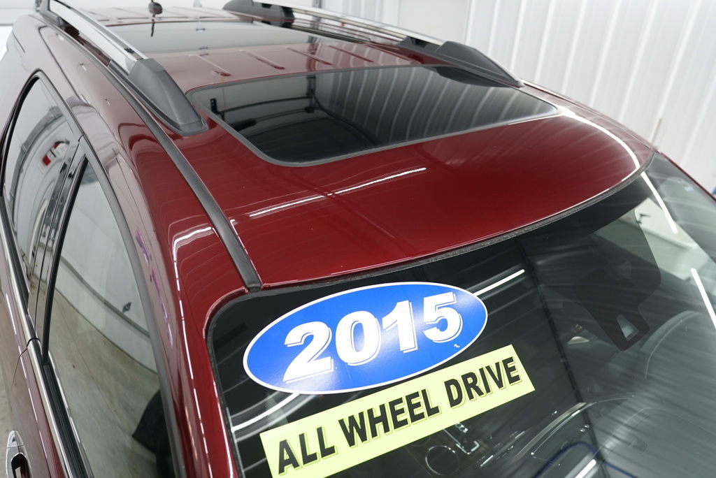 Used 2015 GMC Acadia Denali image 2