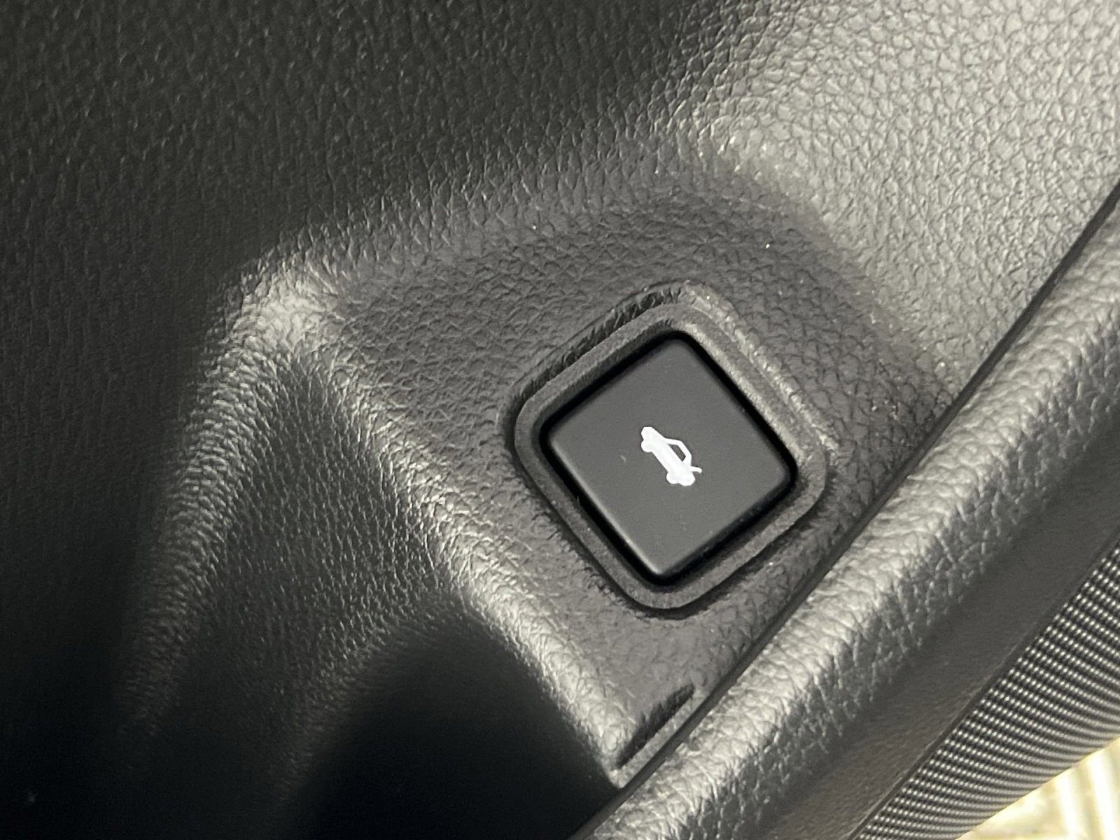 Used 2021 Honda Accord Touring image 32