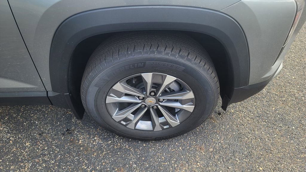 New 2026 Chevrolet Equinox LT image 15