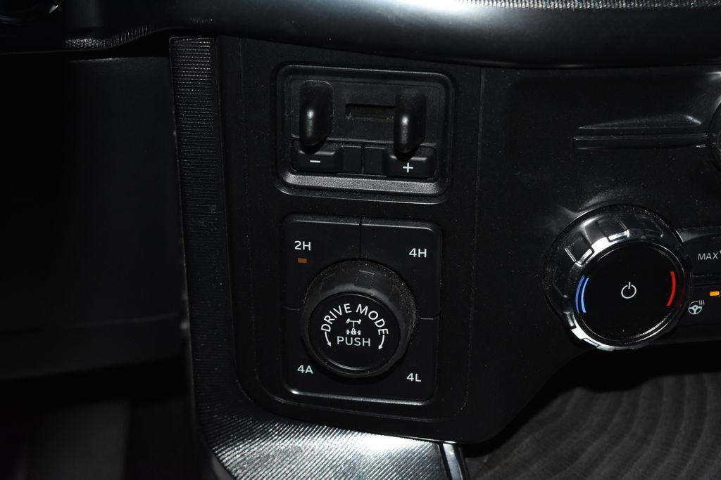 Used 2022 Ford F150 Platinum w/ Equipment Group 701A High image 13