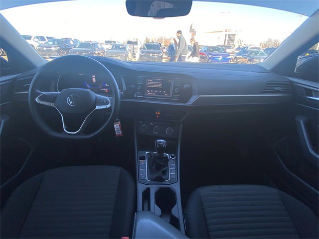 Used 2024 Volkswagen Jetta S image 17