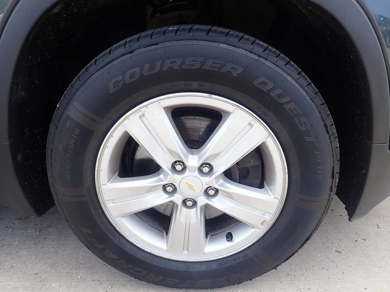 Used 2017 Chevrolet Trax LT w/ LT Convenience Package image 31