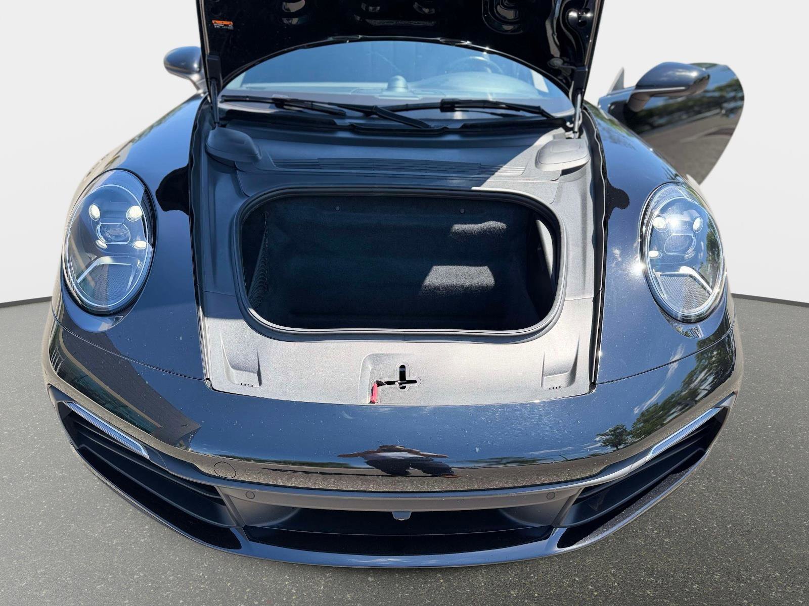Used 2021 Porsche 911 Carrera 4 image 21
