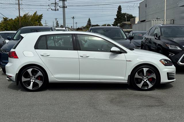 Used 2015 Volkswagen GTI SE w/ Lighting Package (SEL) FWD image 2