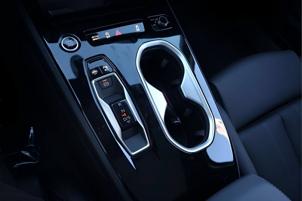 New 2026 Audi A6 Prestige AWD/4WD image 24