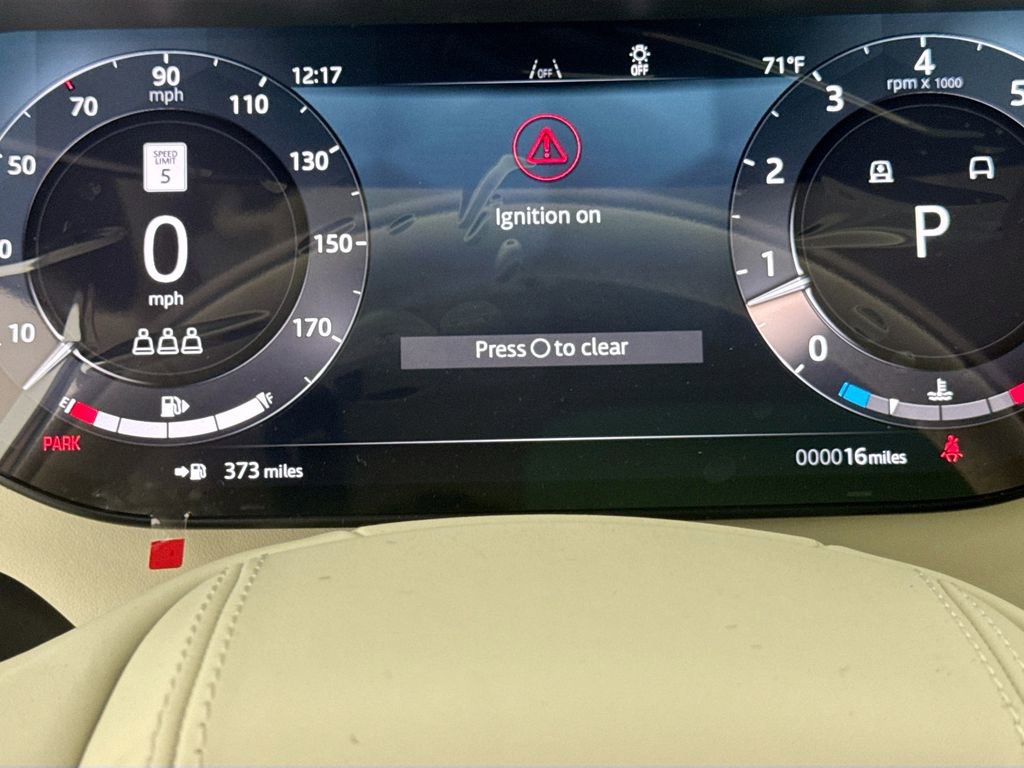 New 2026 Land Rover Range Rover SE image 12