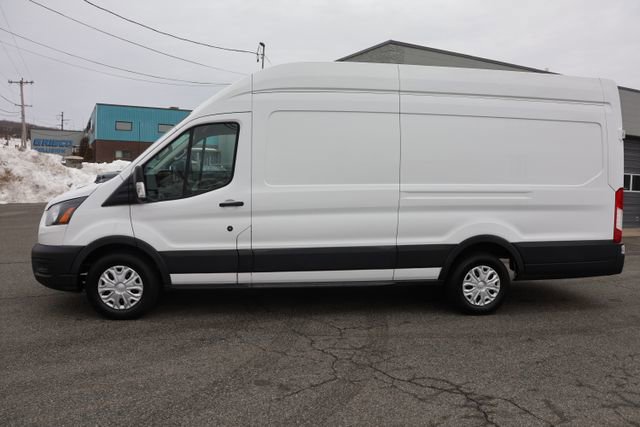 Used 2022 Ford E-Transit 148 High Roof Extended image 5
