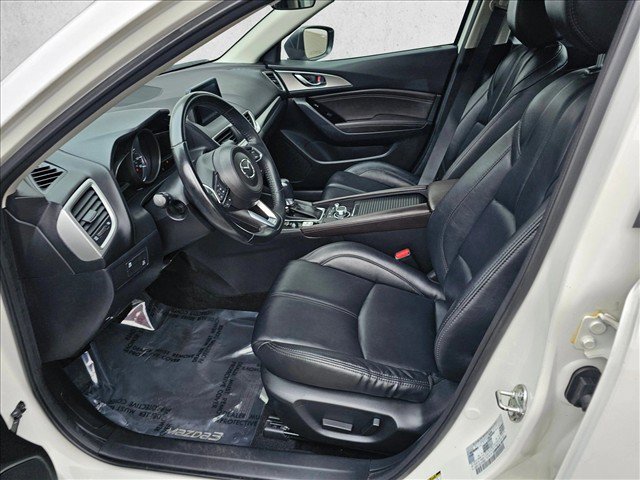 Used 2018 MAZDA MAZDA3 Touring FWD image 22
