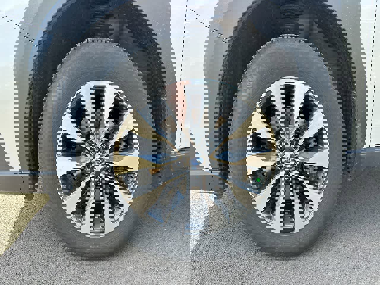 Certified 2023 Subaru Outback Touring XT image 18