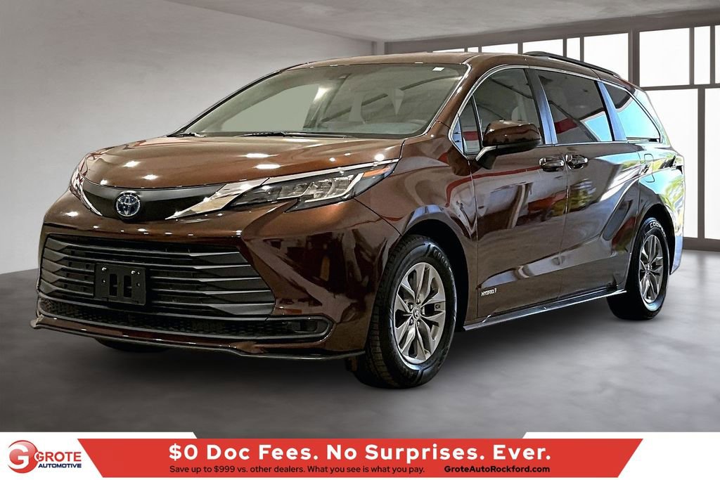 Used 2021 Toyota Sienna LE AWD/4WD image 1