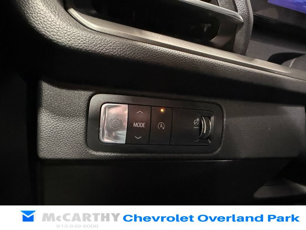 Used 2024 Chevrolet Traverse LS w/ Midnight/Sport Edition FWD image 17