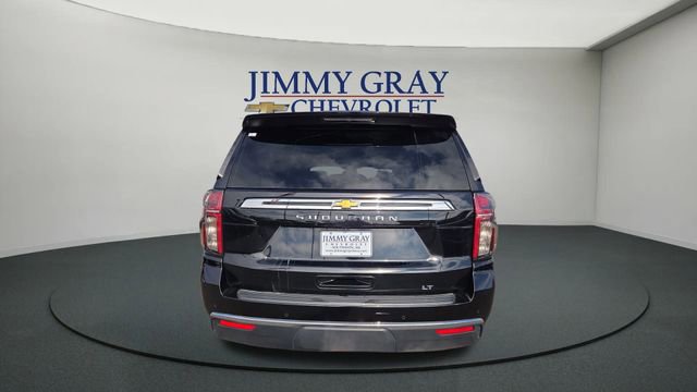 Used 2023 Chevrolet Suburban LT RWD image 4