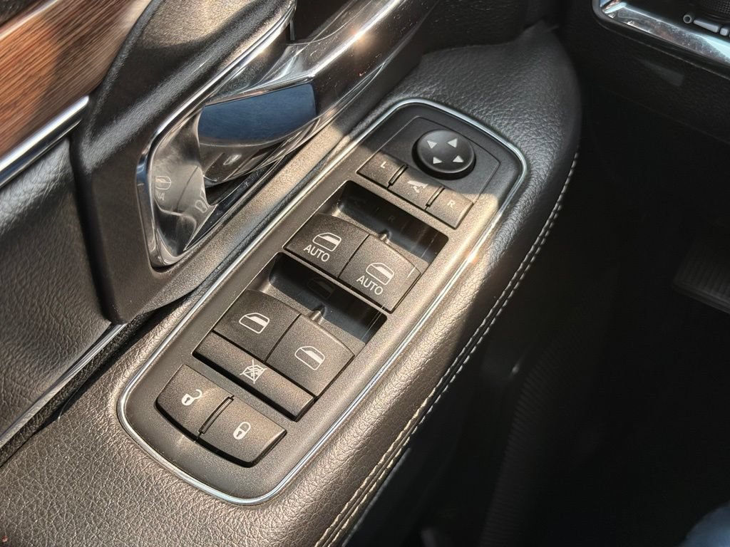 Used 2016 RAM 2500 Laramie w/ Convenience Group AWD/4WD image 31