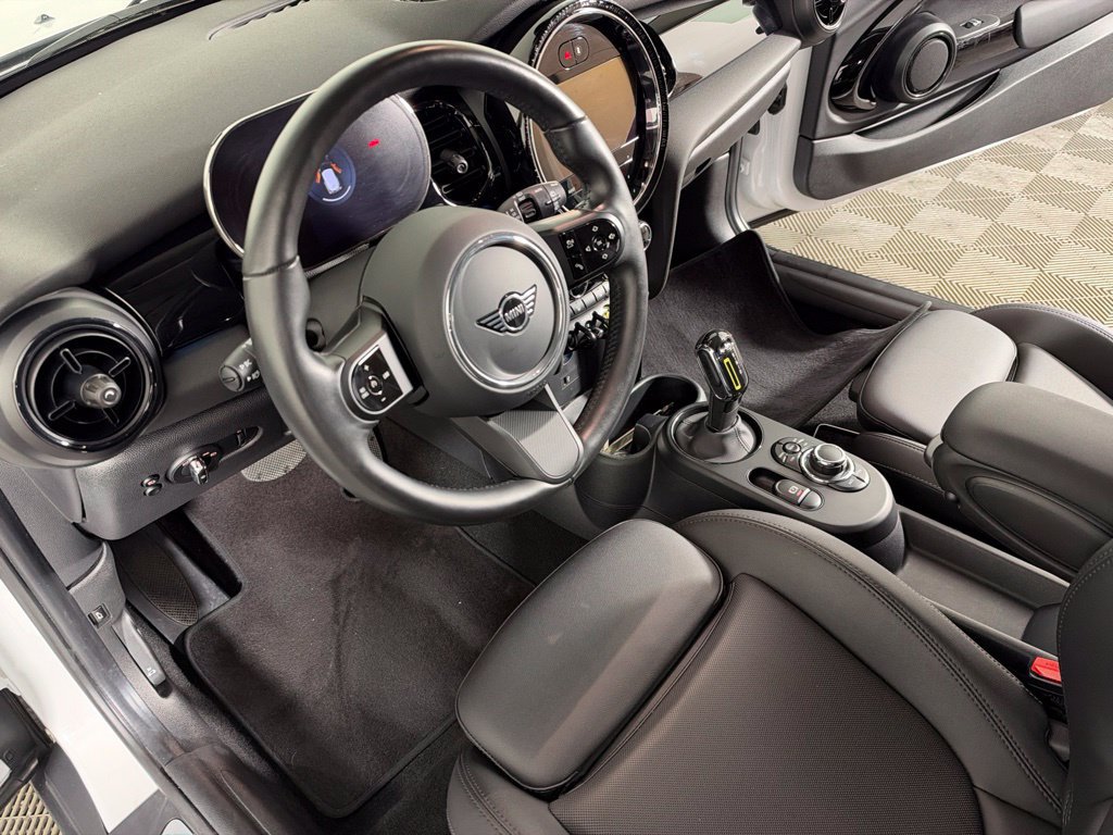Used 2024 MINI Cooper SE FWD image 15