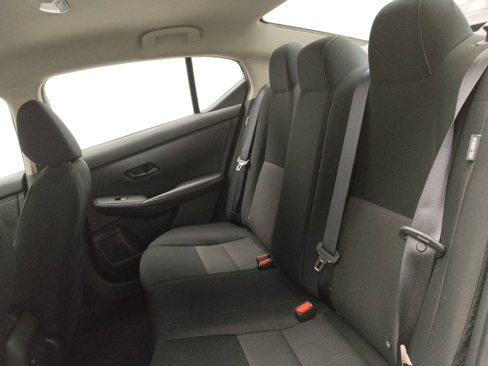 Used 2025 Nissan Sentra SV FWD image 18