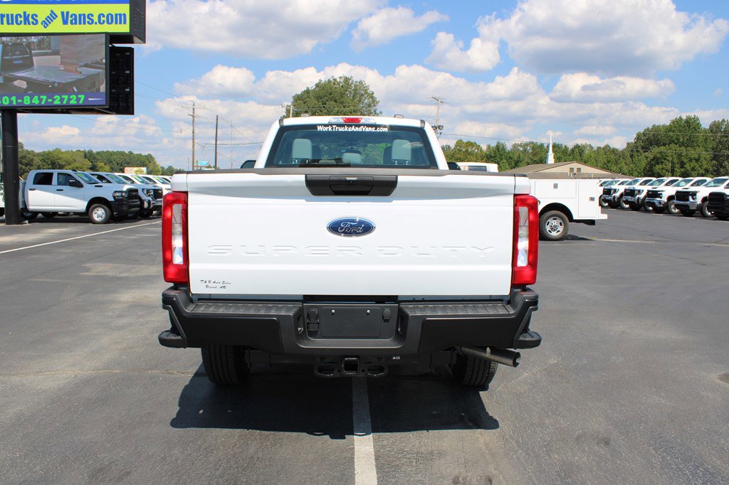 Used 2025 Ford F250 XLT image 10