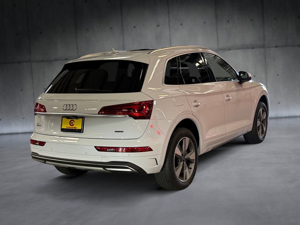 Used 2023 Audi Q5 Premium w/ Premium Plus Package AWD/4WD image 5