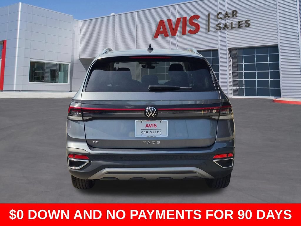 Used 2025 Volkswagen Taos SE FWD image 7