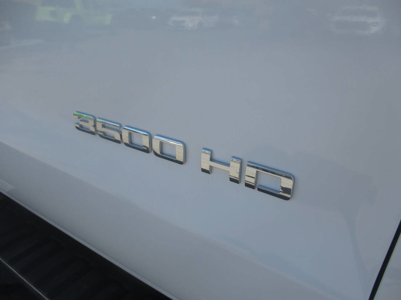 Used 2019 Chevrolet Silverado 3500 W/T AWD/4WD image 7