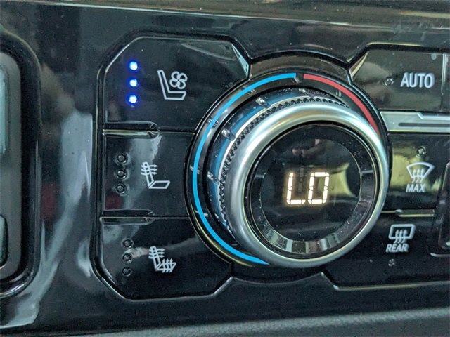 Used 2025 GMC Sierra 2500 SLT w/ SLT Premium Package image 28