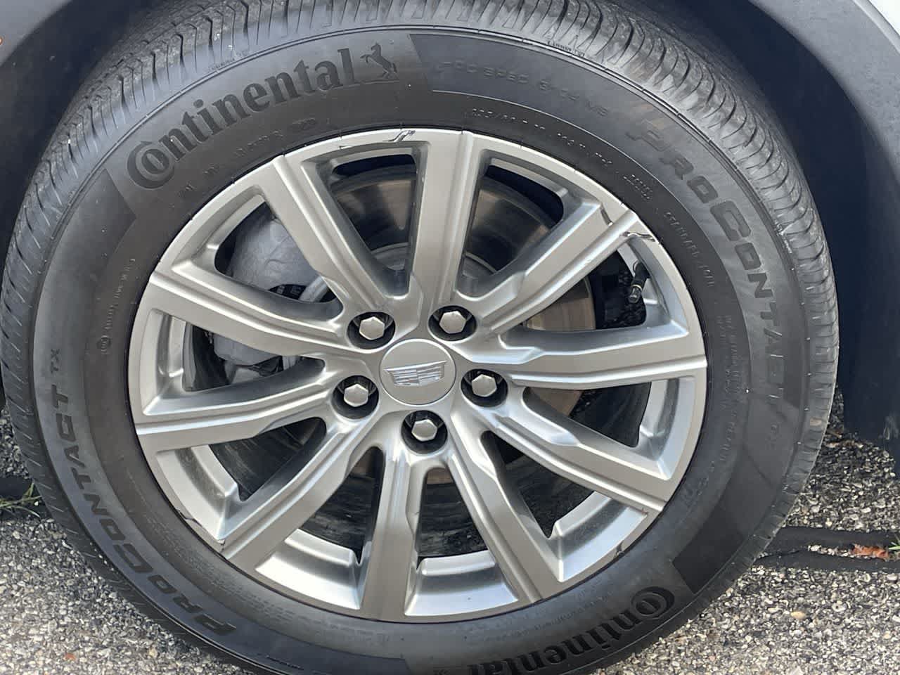 Certified 2023 Cadillac XT4 Premium Luxury w/ Technology Package AWD/4WD image 39
