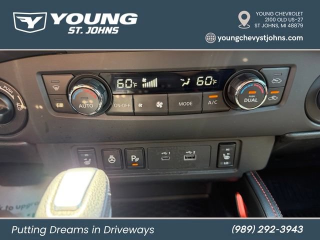 Used 2023 Nissan Frontier PRO-4X w/ Pro Convenience Package AWD/4WD image 24