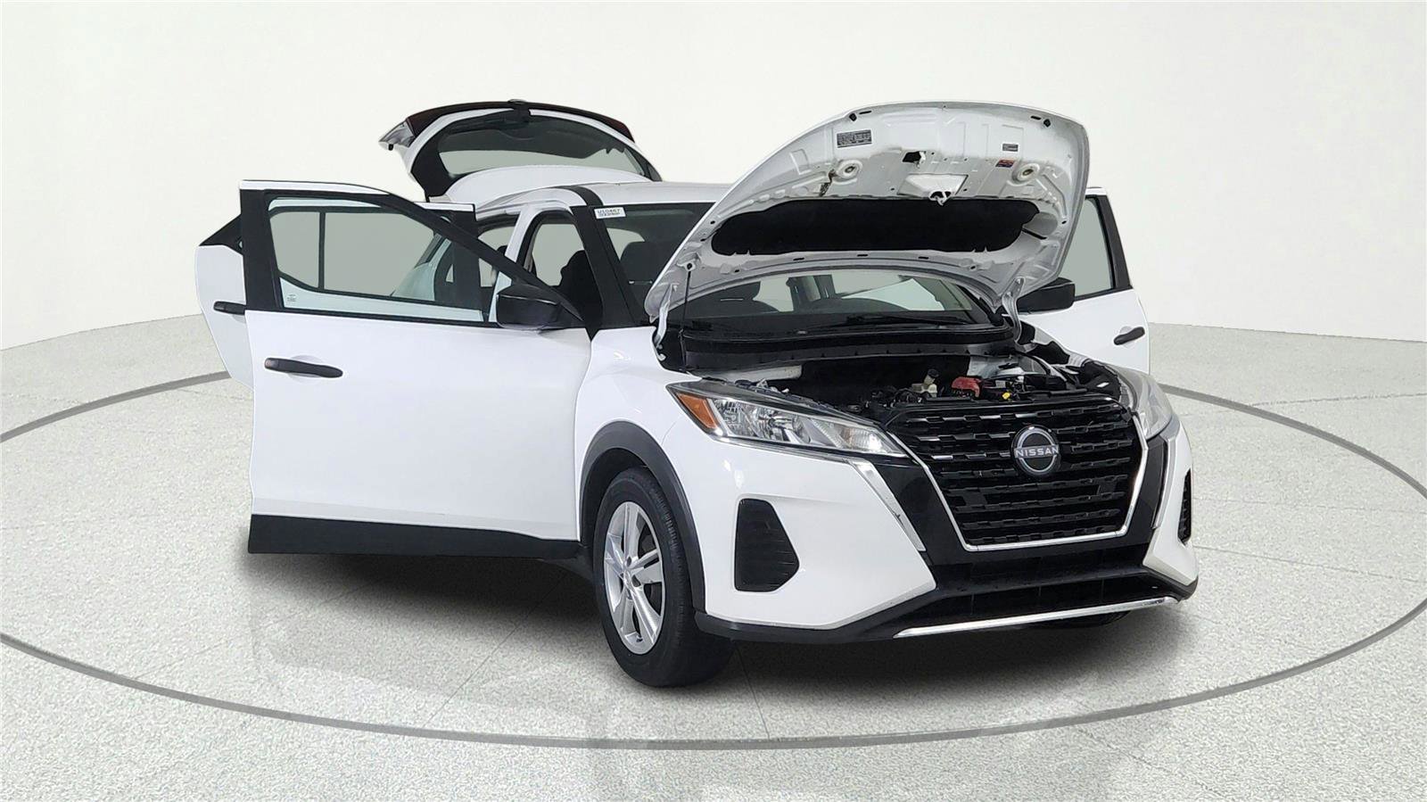 Used 2022 Nissan Kicks S FWD image 7