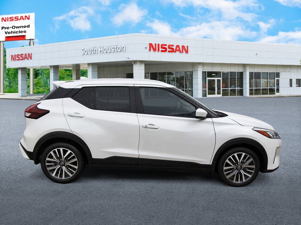 Used 2023 Nissan Kicks SV w/ Interior Electronics Package image 5