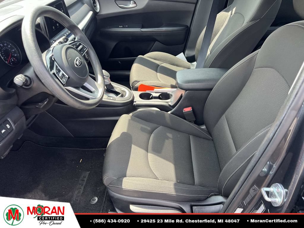 Used 2021 Kia Forte LXS FWD image 16
