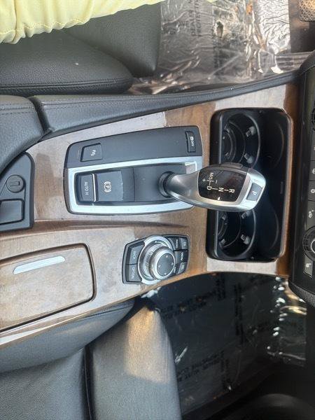 Used 2011 BMW 528i Sedan RWD image 24