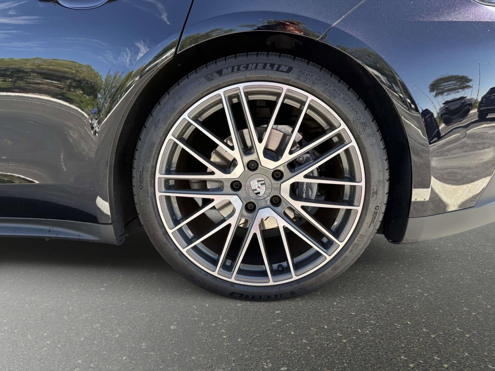 Used 2024 Porsche Panamera image 14