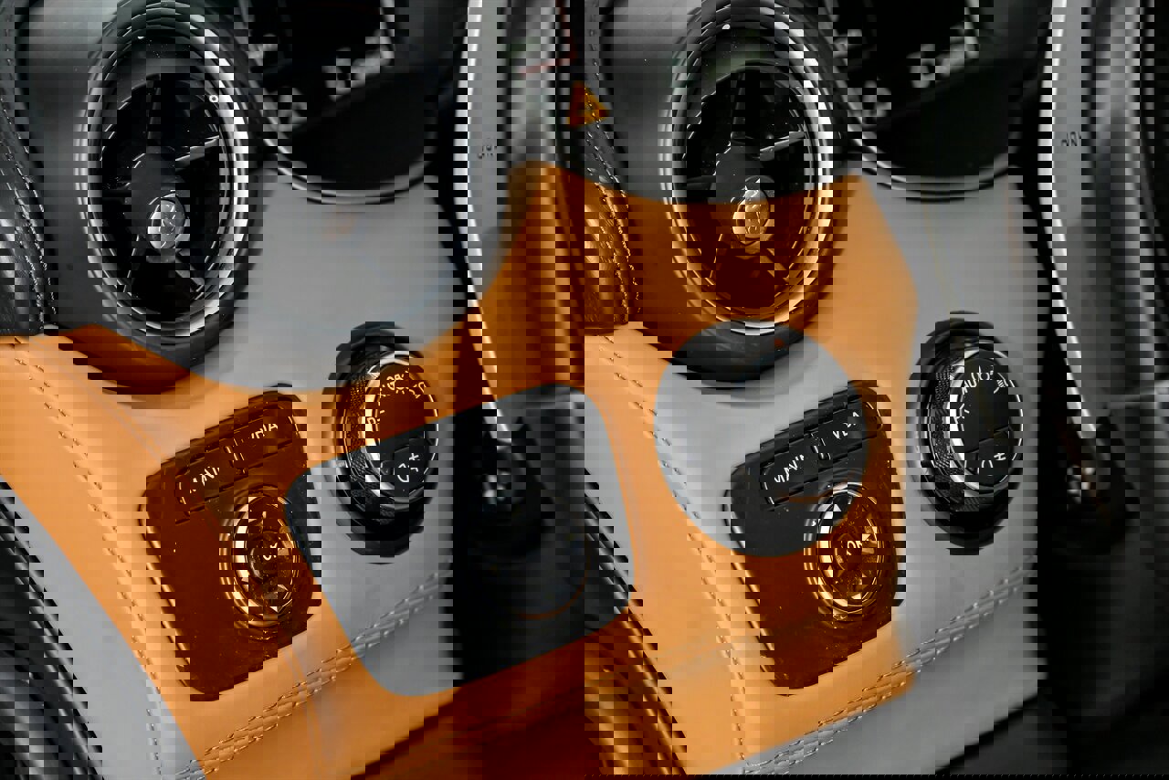 Used 2012 Ferrari FF image 24