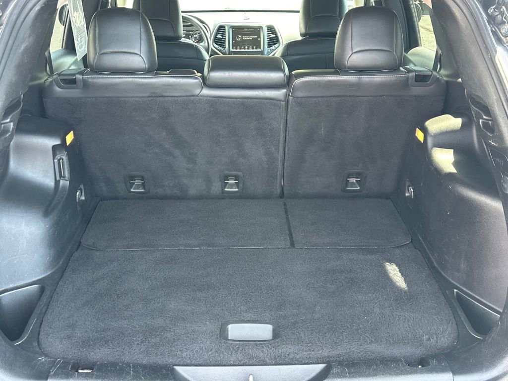 Used 2015 Jeep Cherokee Limited image 7