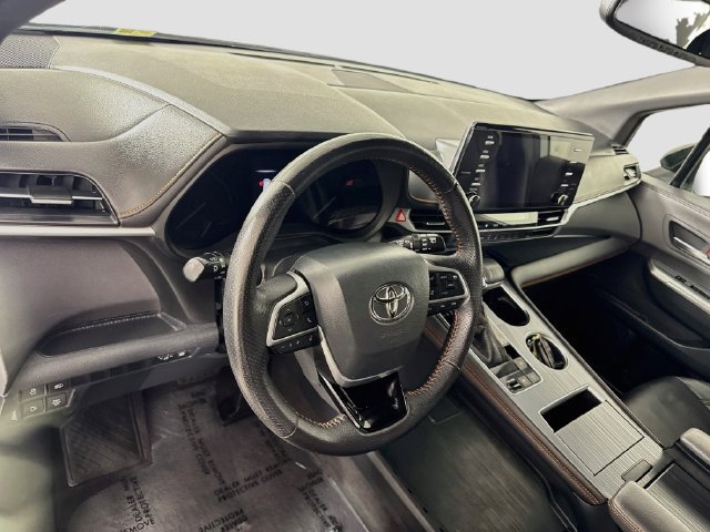 Certified 2021 Toyota Sienna XSE FWD image 10