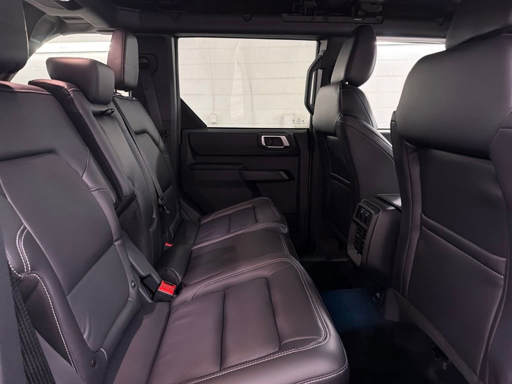 New 2026 Ford Bronco Outer Banks AWD/4WD image 29