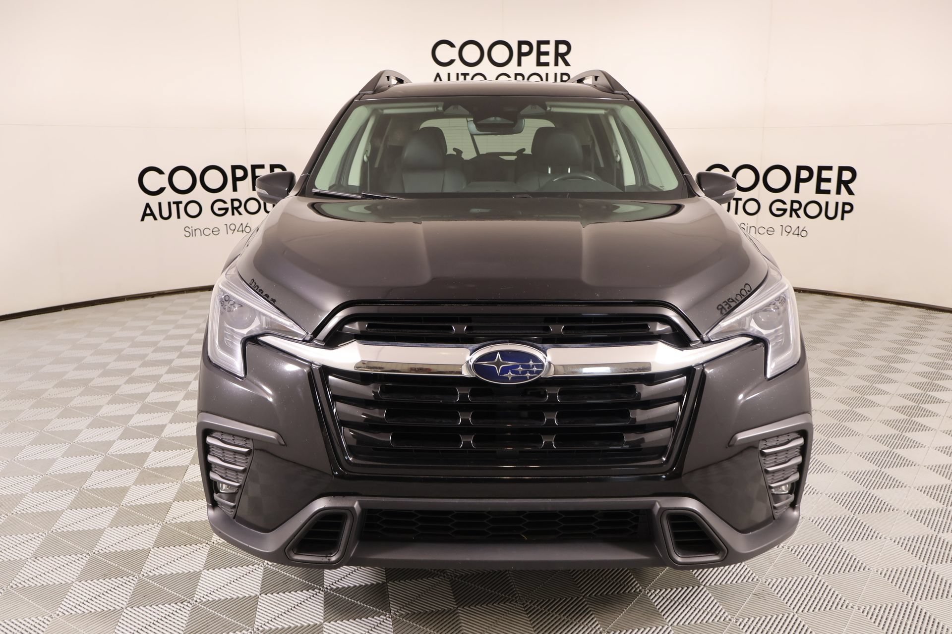 Used 2023 Subaru Ascent Limited AWD/4WD image 9