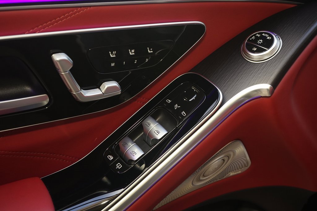 Used 2025 Mercedes-Benz S 63 AMG S image 23