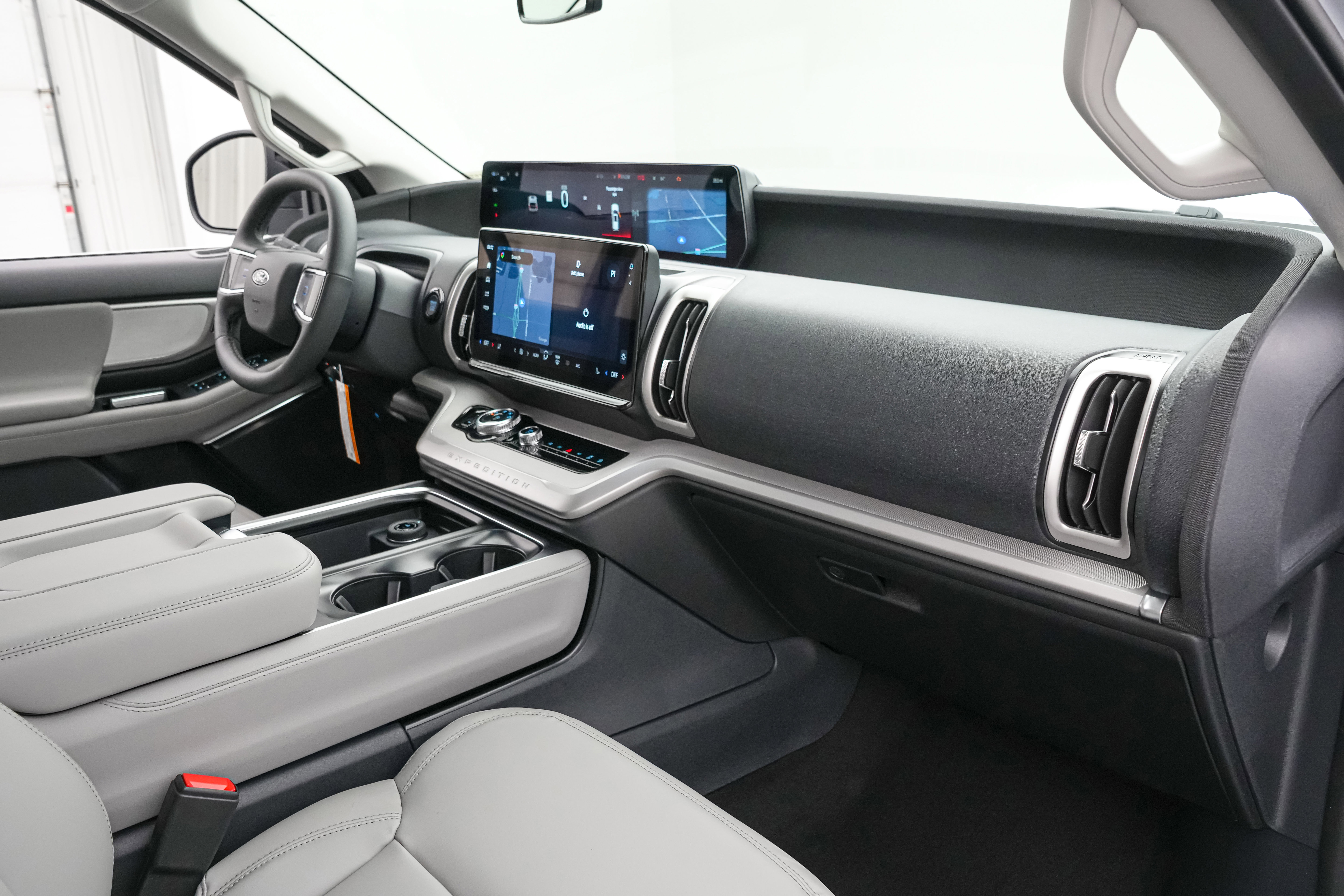 New 2026 Ford Expedition Active image 26