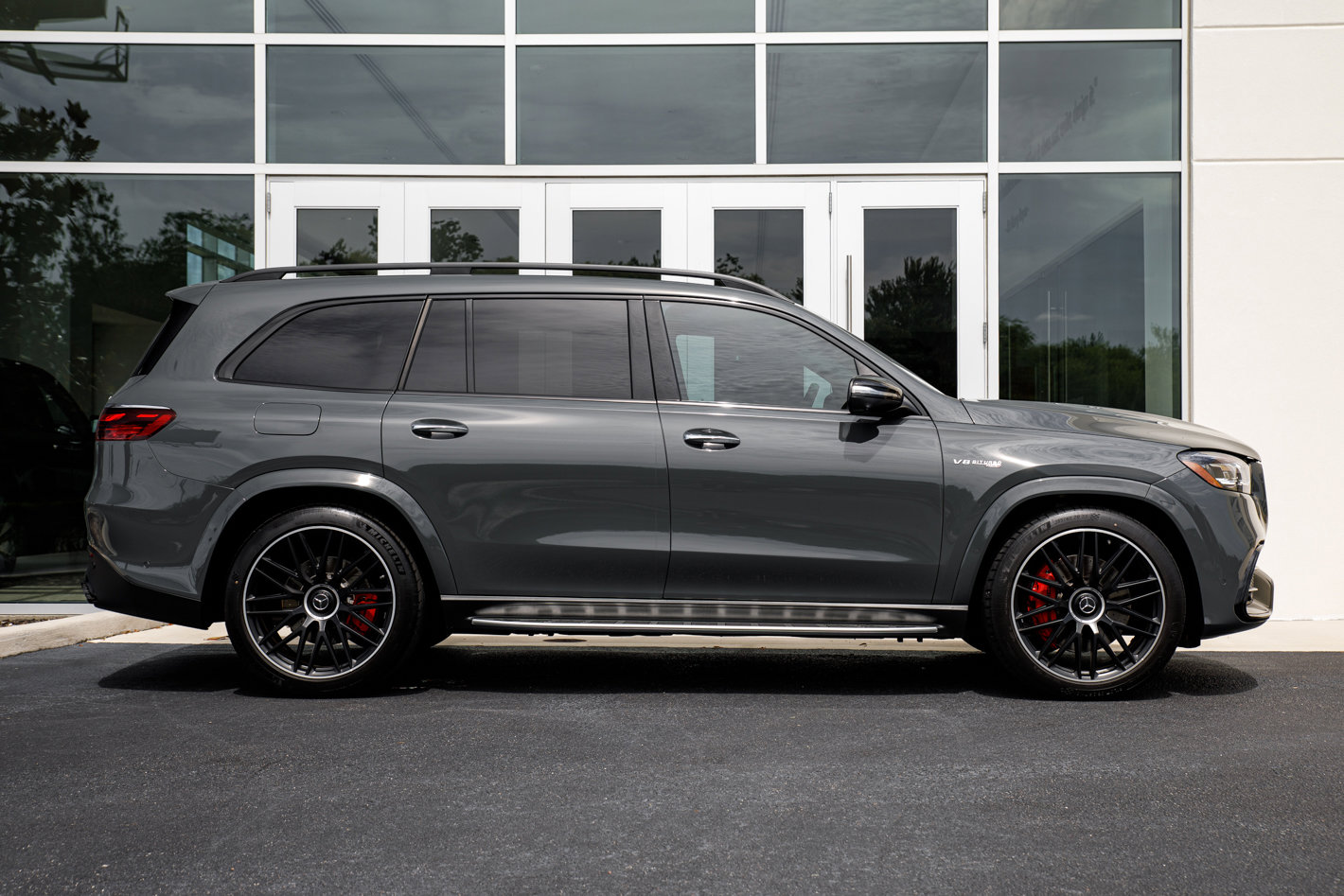 Used 2025 Mercedes-Benz GLS 63 AMG 4MATIC image 15