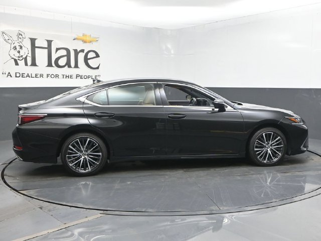 Used 2025 Lexus ES 350 w/ Premium Package FWD image 41