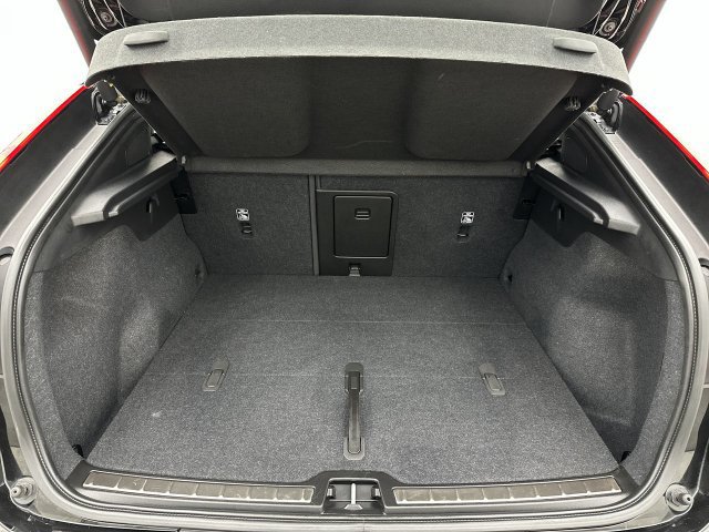Used 2023 Volvo C40 P8 Recharge Plus w/ Climate Package AWD/4WD image 24